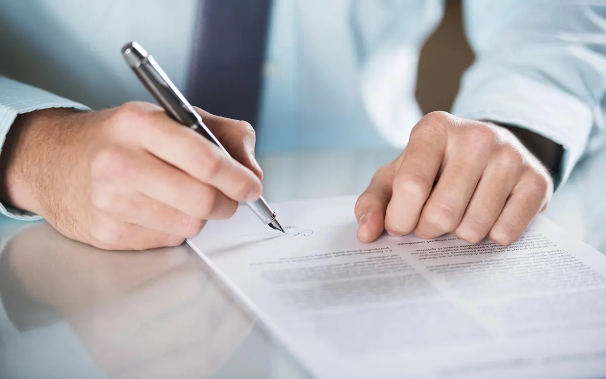 Umowa przedwstępna kupna mieszkania – na co uważać?