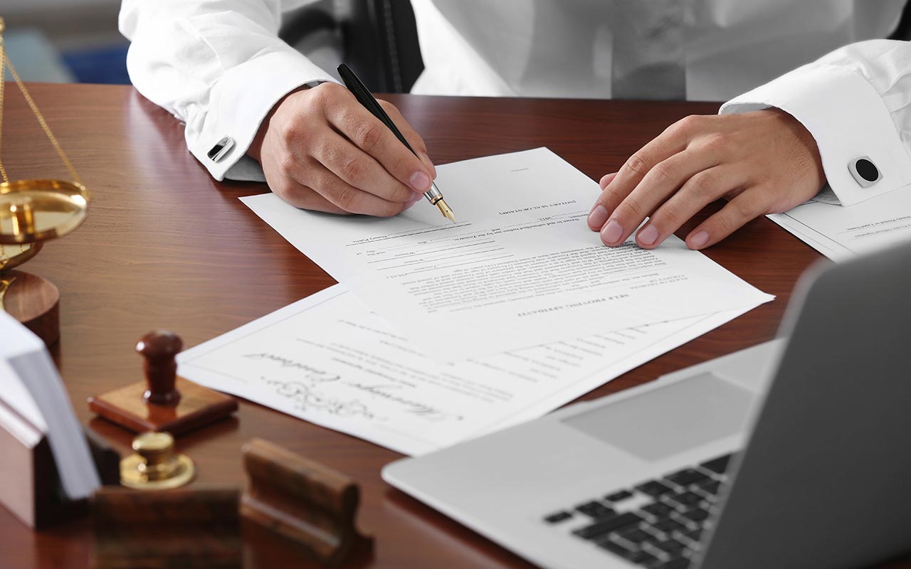  Koszty notarialne przy zakupie mieszkania – ile zapłacisz u notariusza?