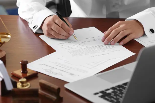  Koszty notarialne przy zakupie mieszkania – ile zapłacisz u notariusza?